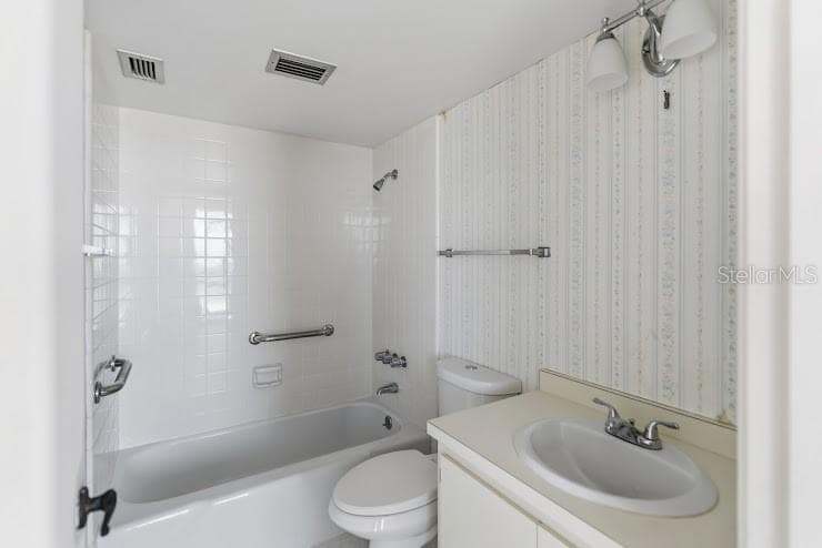 Condominium at 4485 GULF OF MEXICO DR #402, LONGBOAT KEY, photo 41 of 51