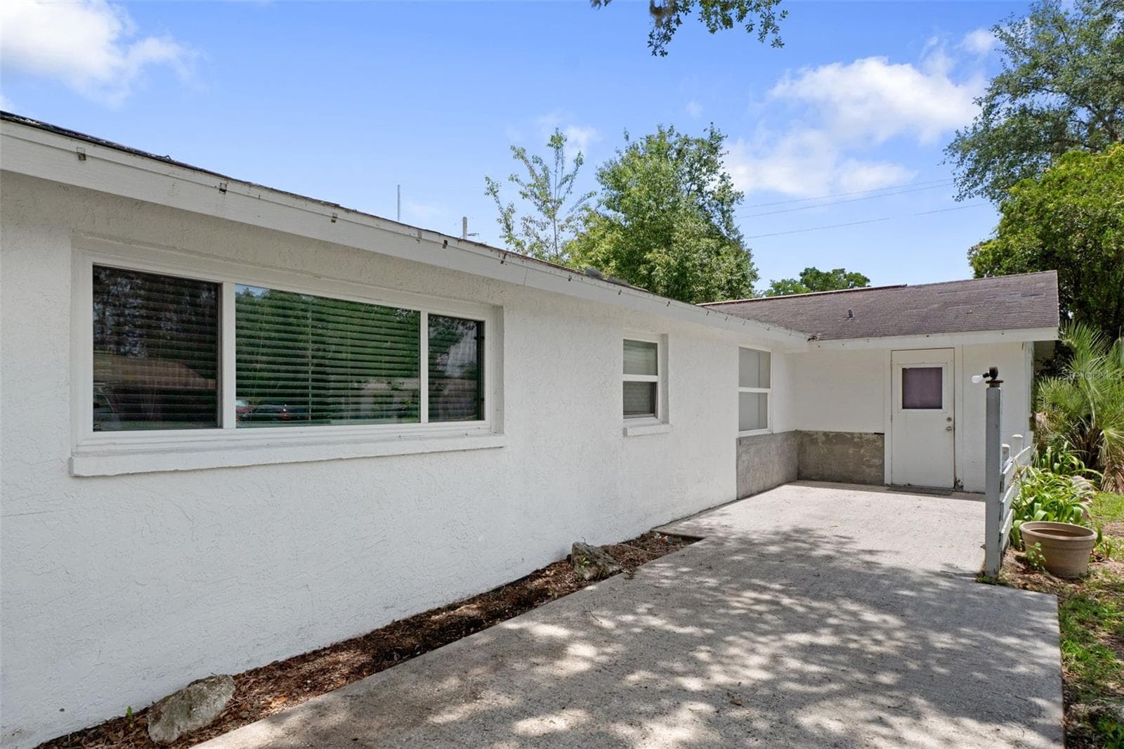 Single Family Residence at 7741 E SPANISH TRL, FLORAL CITY, photo 5 of 38