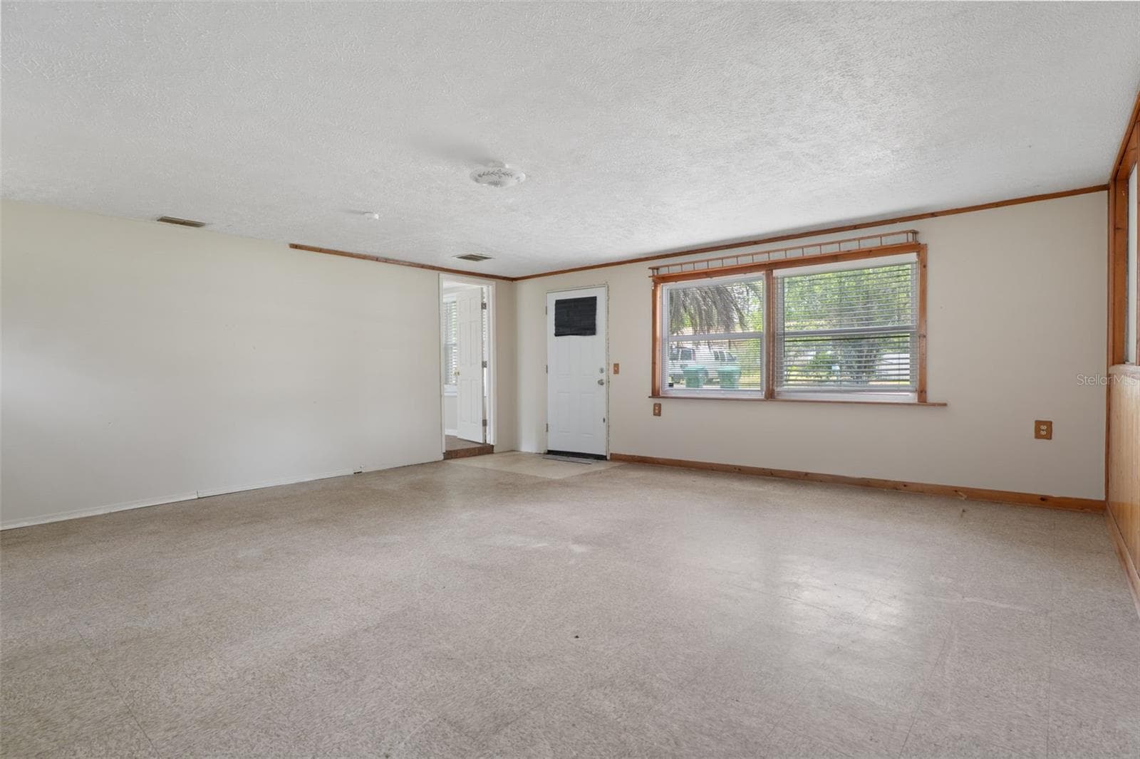 Single Family Residence at 7741 E SPANISH TRL, FLORAL CITY, photo 7 of 38