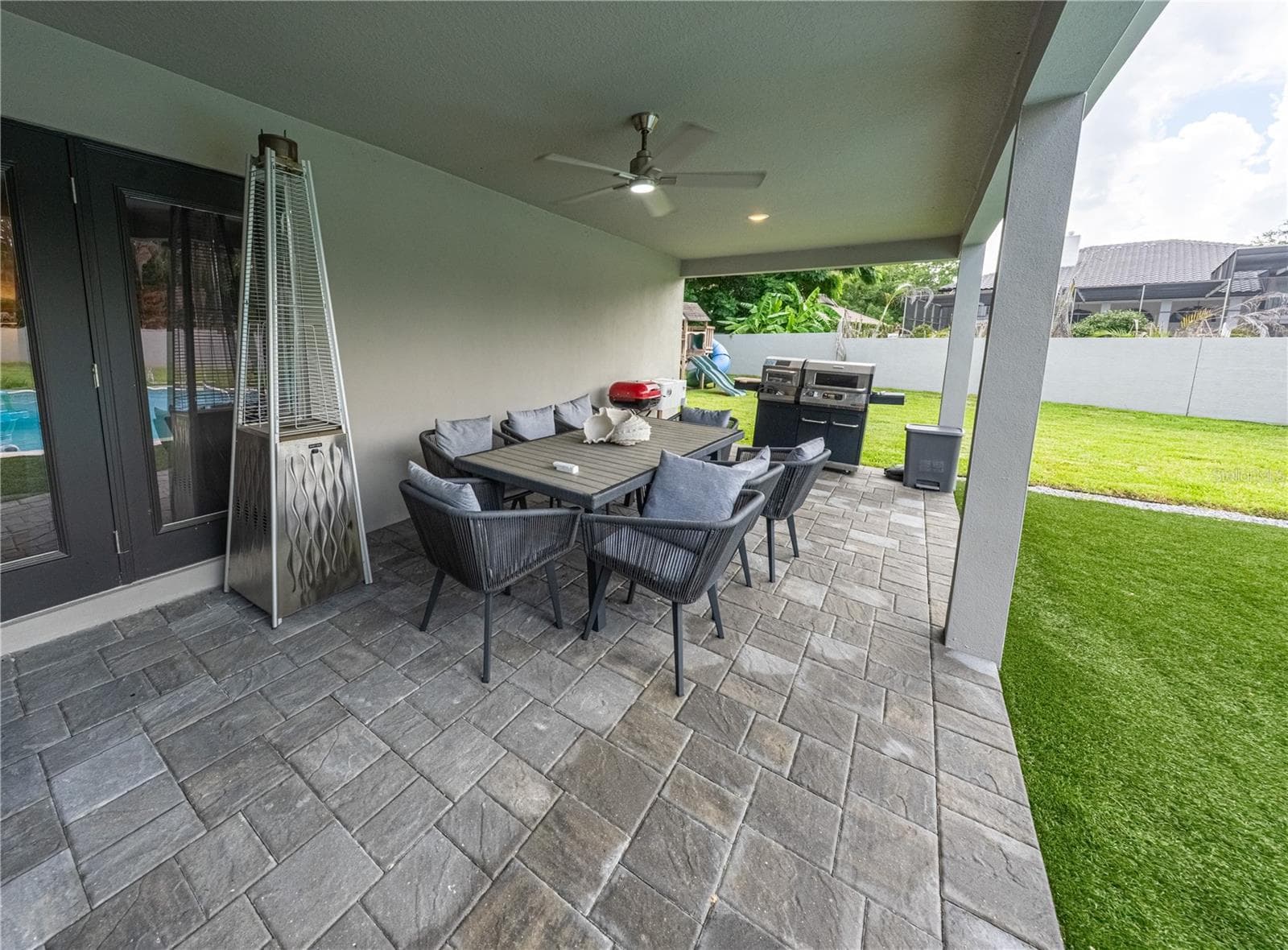Single Family Residence at 9197 BAY HILL BLVD, ORLANDO, photo 22 of 27
