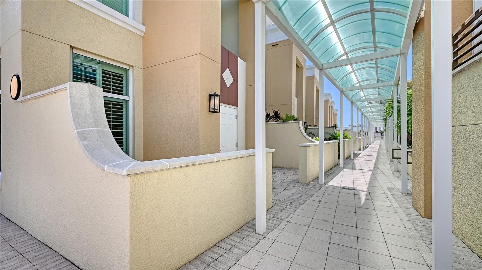 Condominium at 800 N TAMIAMI TRL #321, SARASOTA, photo 4 of 50
