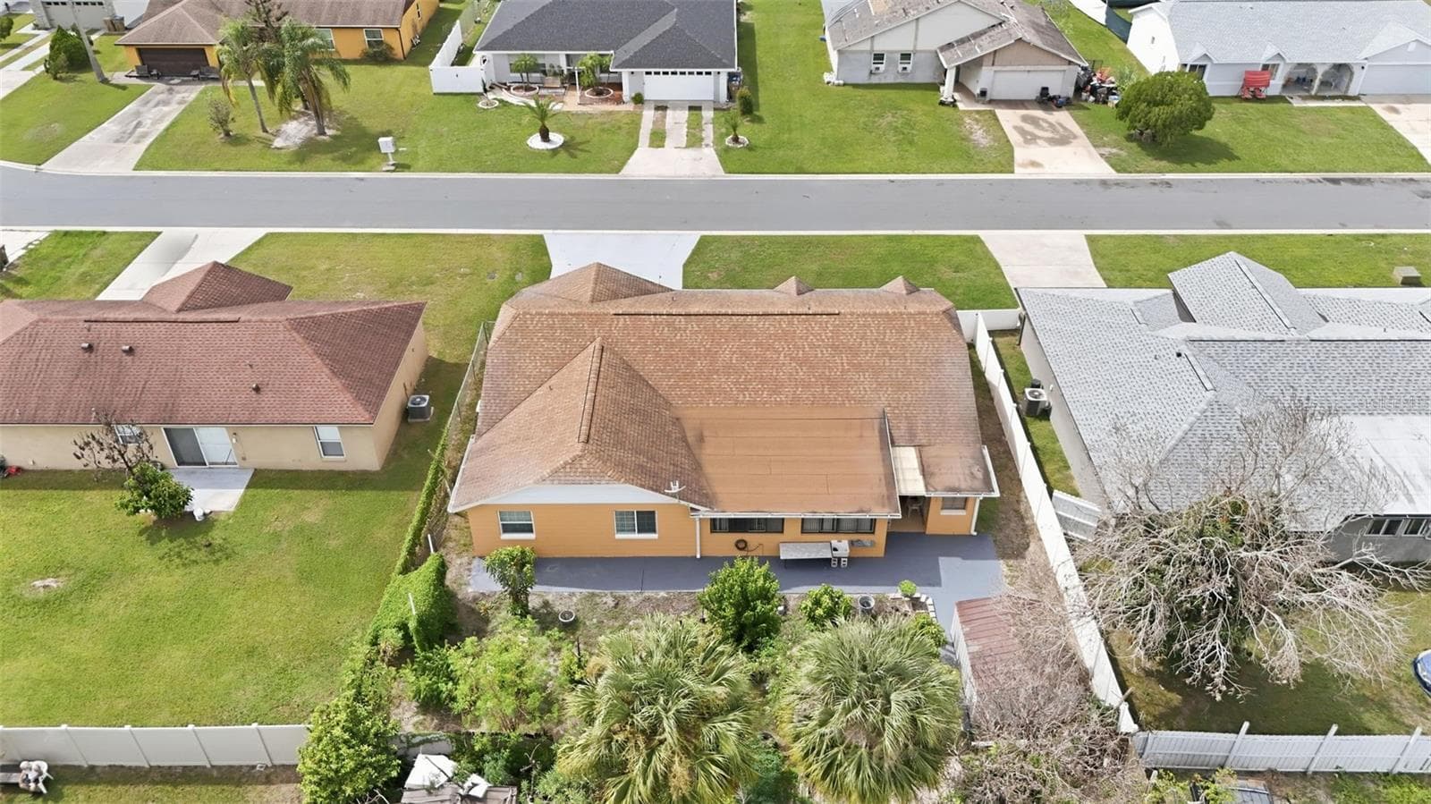 Single Family Residence at 125 PANSY CT, KISSIMMEE, photo 14 of 53