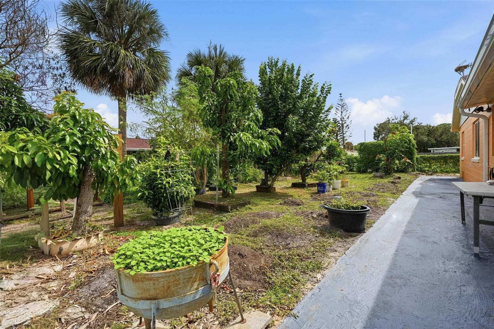 Single Family Residence at 125 PANSY CT, KISSIMMEE, photo 15 of 53