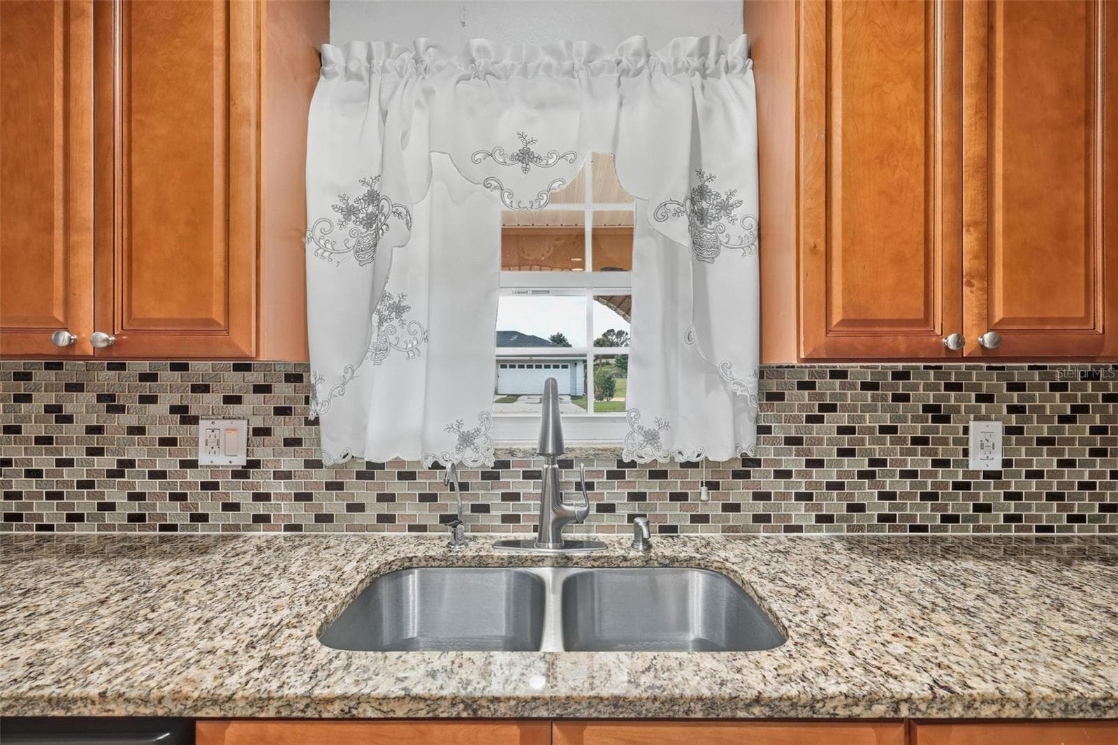 Single Family Residence at 125 PANSY CT, KISSIMMEE, photo 21 of 53