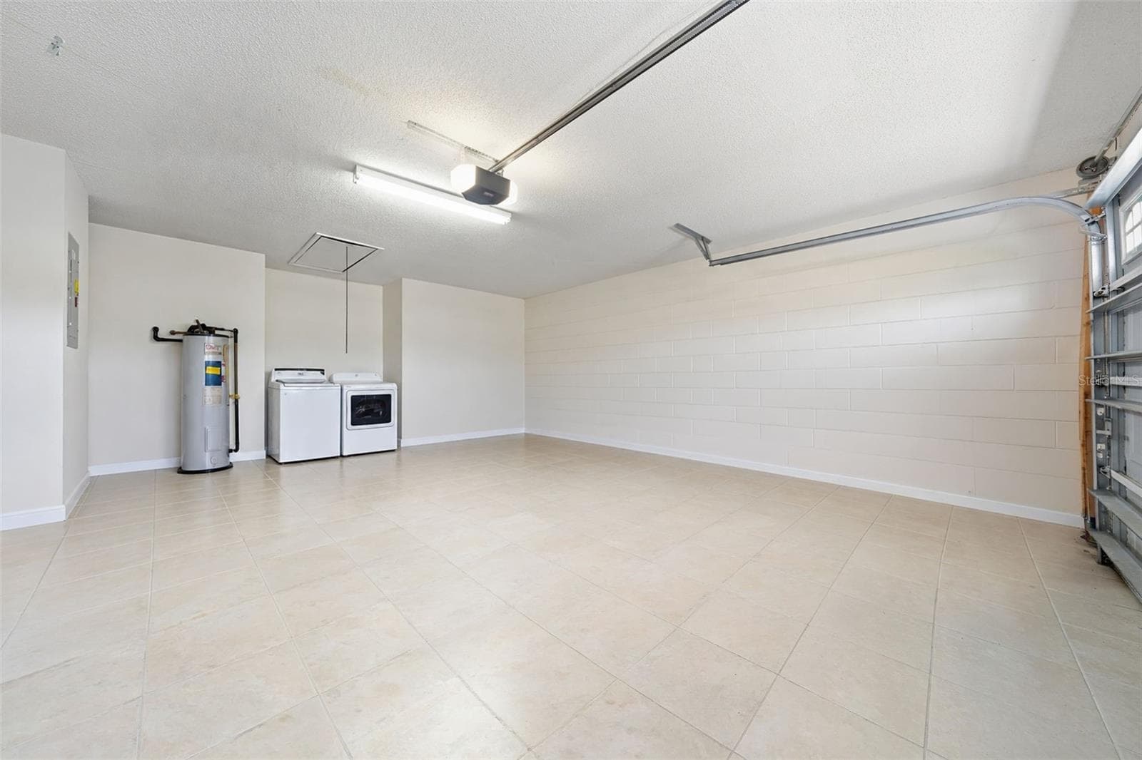 Single Family Residence at 125 PANSY CT, KISSIMMEE, photo 42 of 53