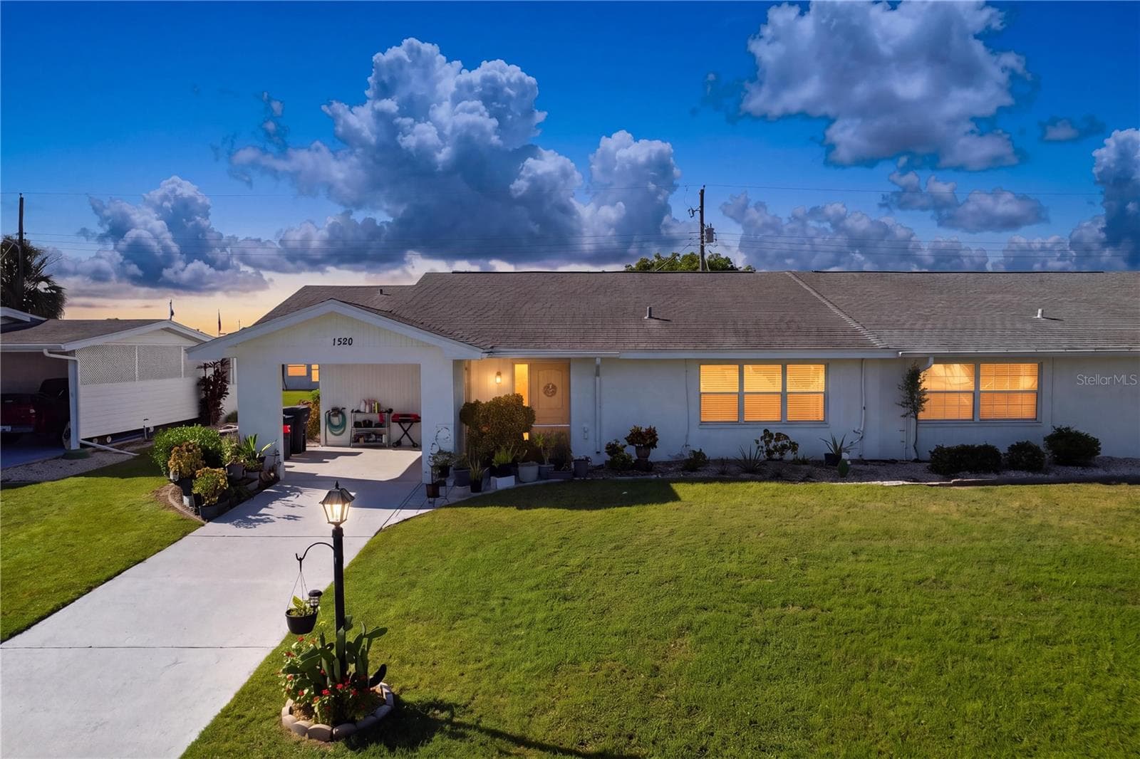 1520 BELLE GLADE AVE