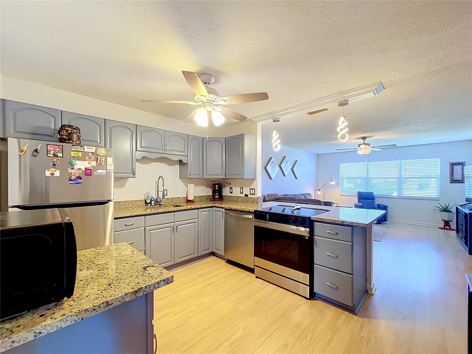 Single Family Residence at 1520 BELLE GLADE AVE, SUN CITY CENTER, photo 2 of 73