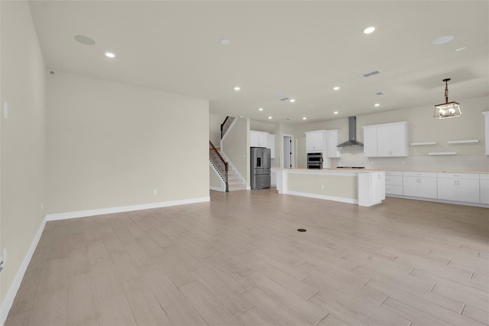Single Family Residence at 13485 PANAMA BEACH CT, ORLANDO, photo 6 of 72