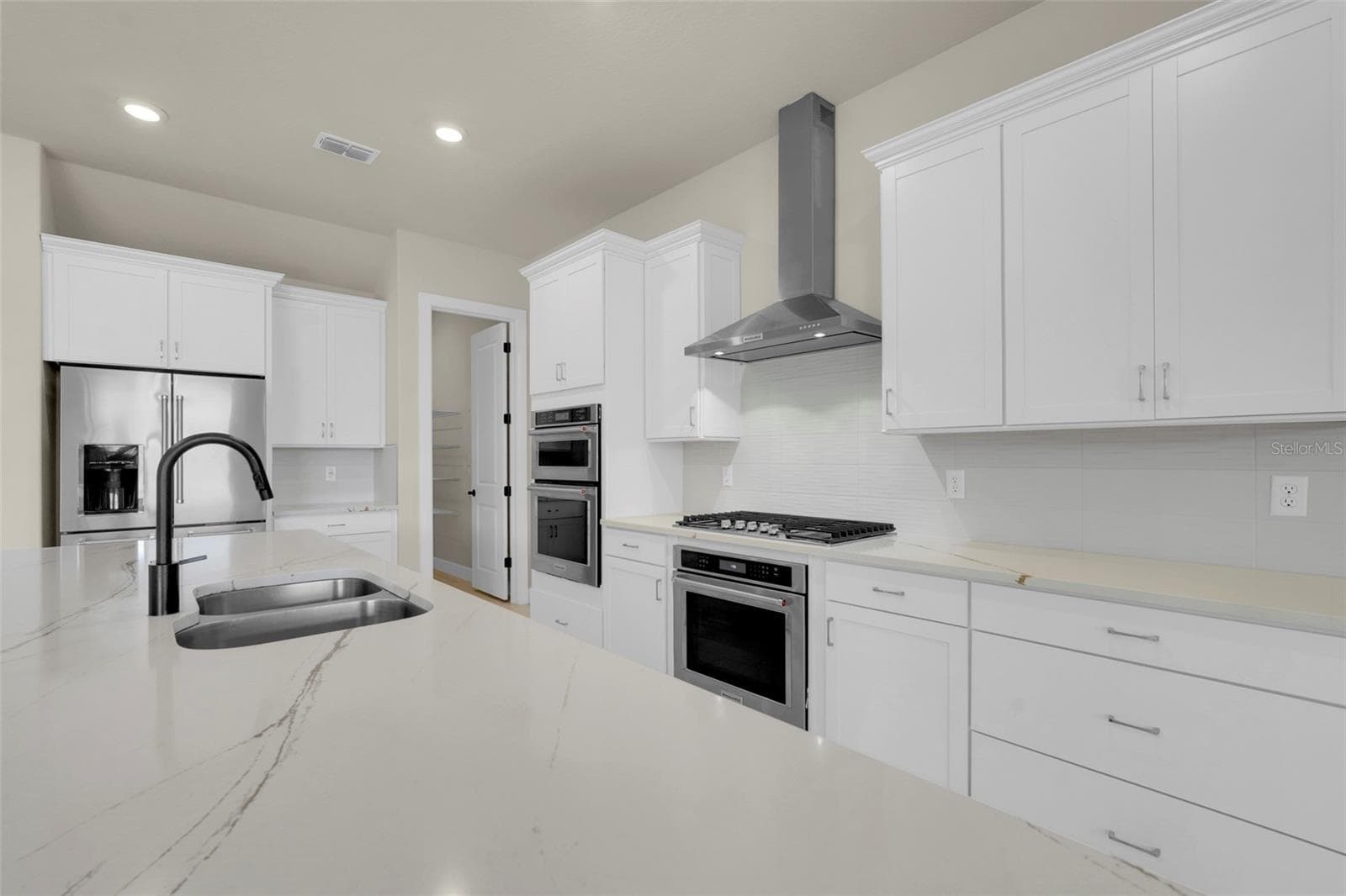 Single Family Residence at 13485 PANAMA BEACH CT, ORLANDO, photo 10 of 72