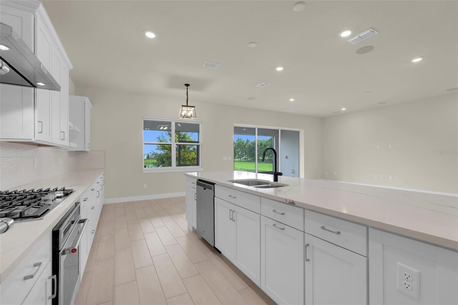Single Family Residence at 13485 PANAMA BEACH CT, ORLANDO, photo 12 of 72