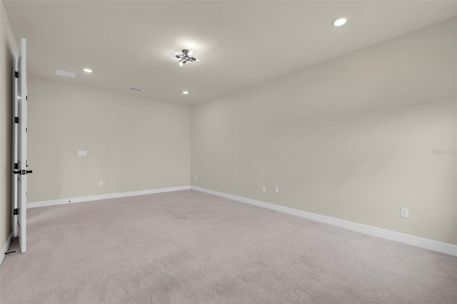 Single Family Residence at 13485 PANAMA BEACH CT, ORLANDO, photo 37 of 72