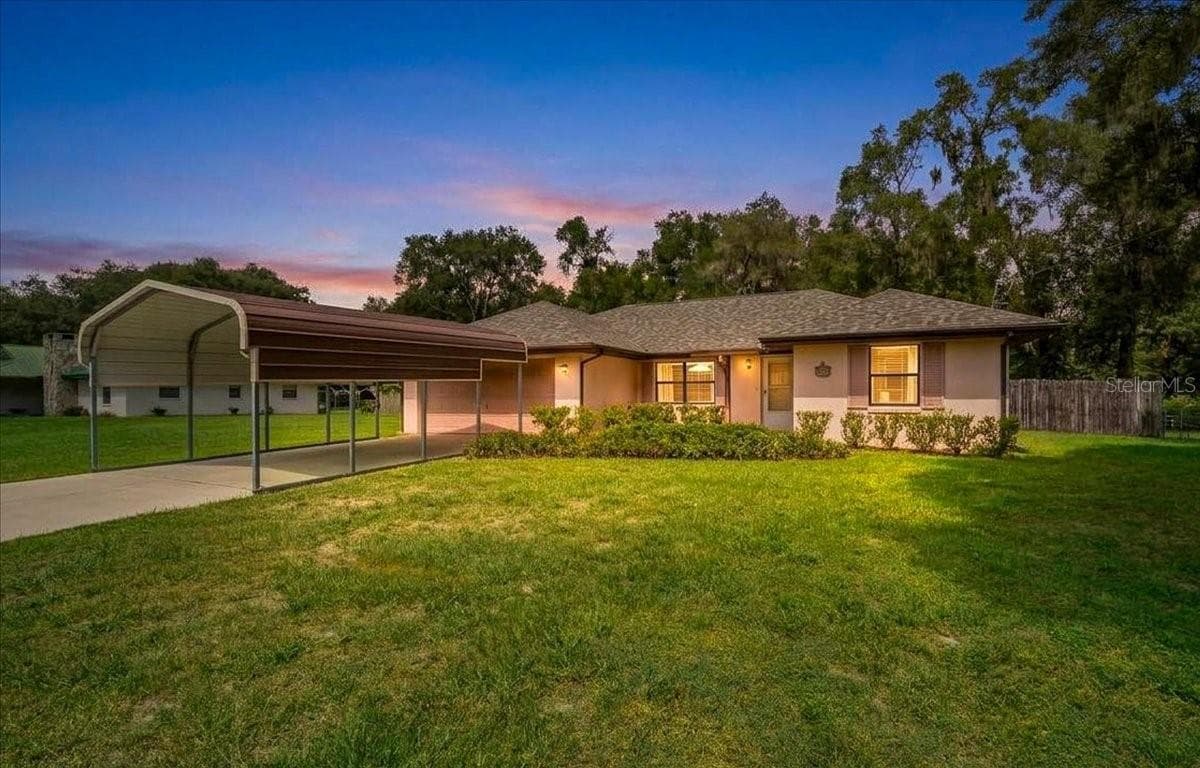 8599 E HAMPTON POINT RD