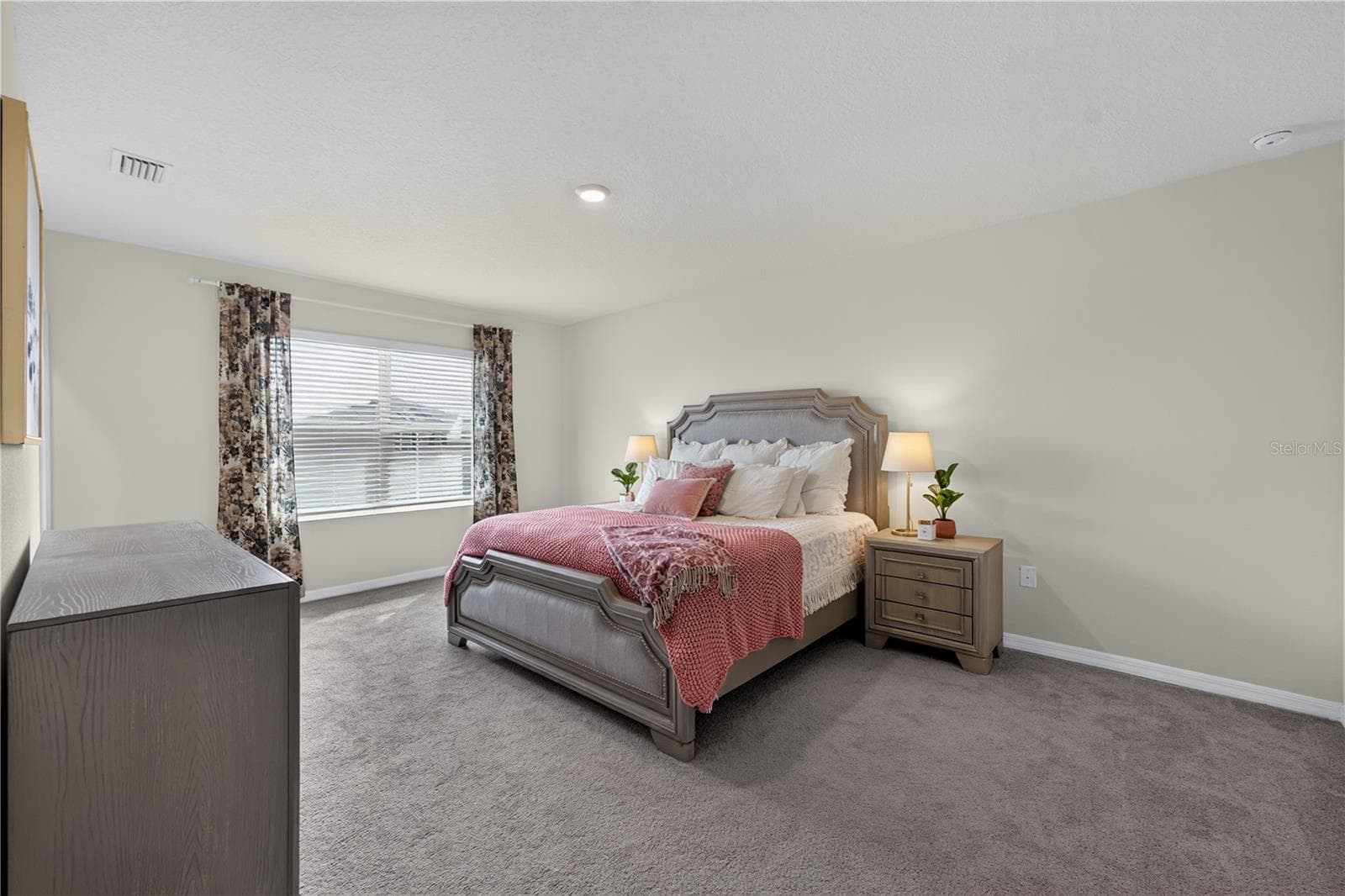 Single Family Residence at 8379 ENDER HILLS DR, WESLEY CHAPEL, photo 12 of 41