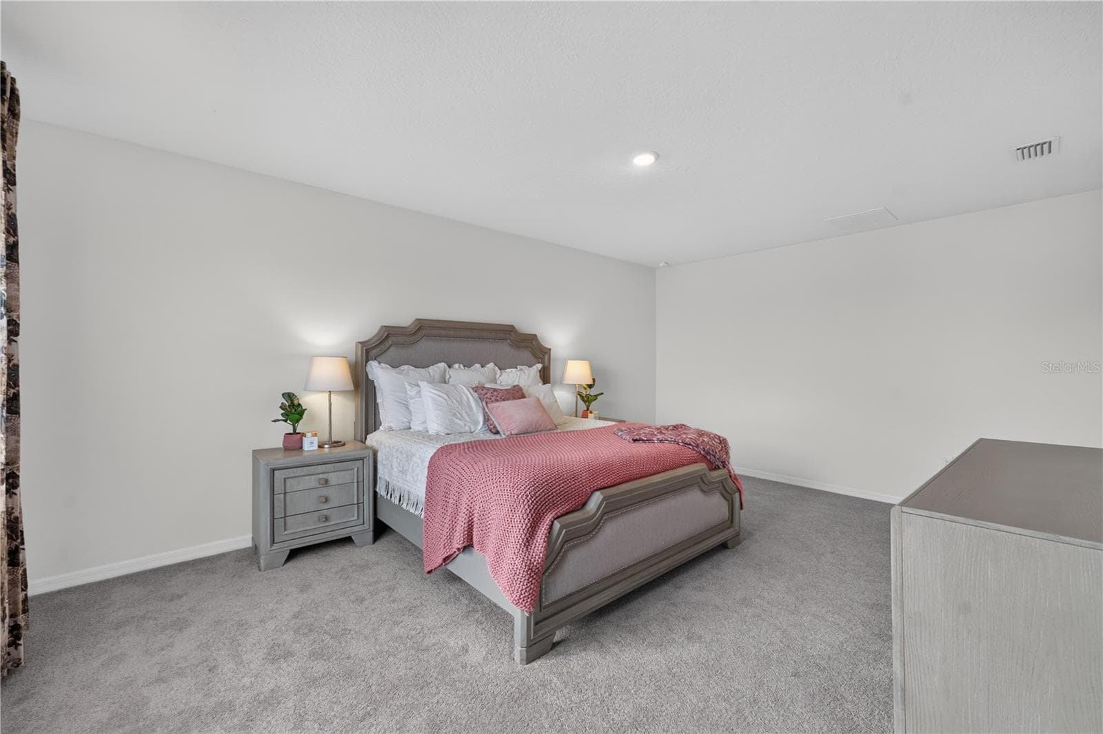 Single Family Residence at 8379 ENDER HILLS DR, WESLEY CHAPEL, photo 15 of 41