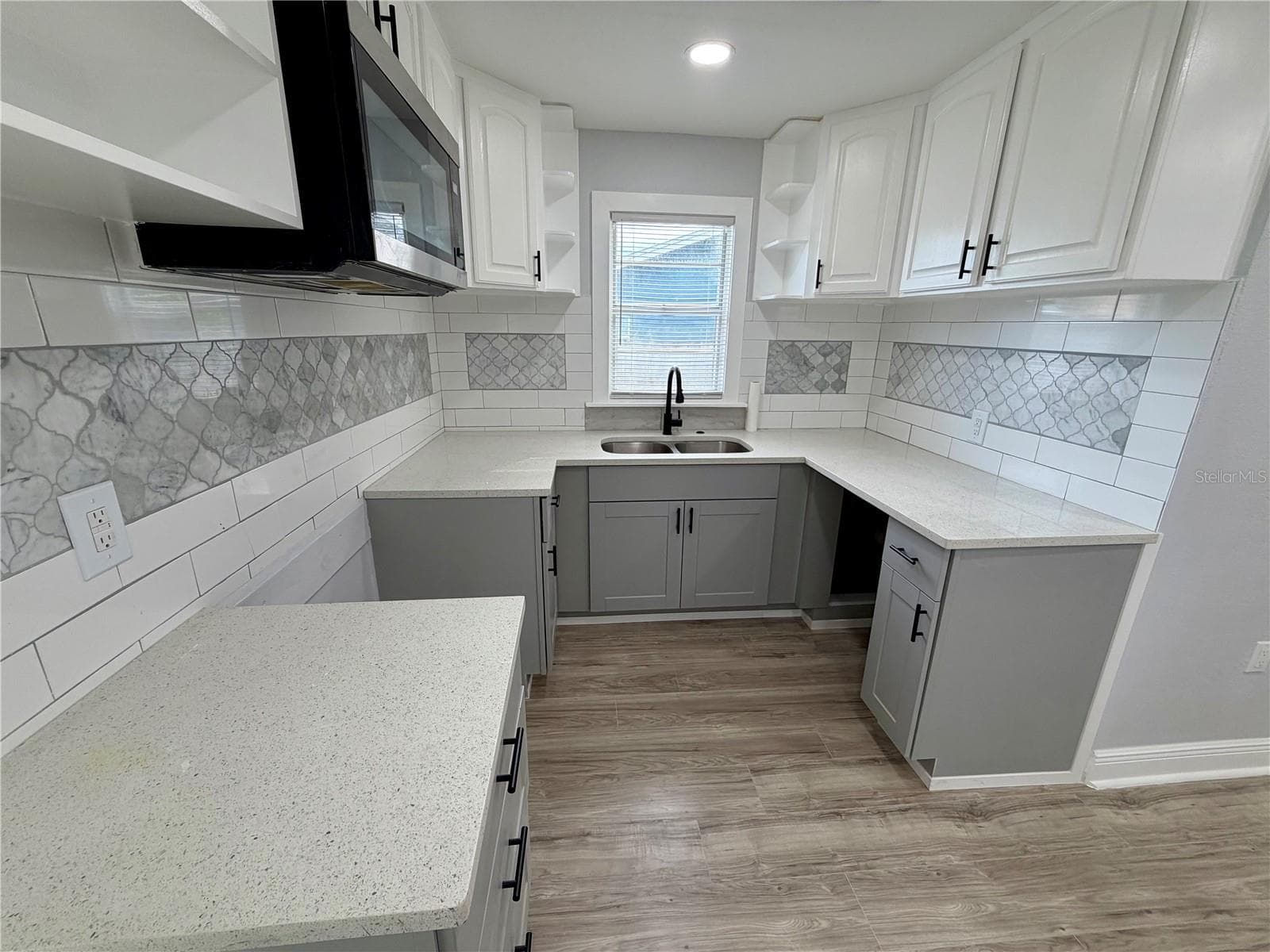 Duplex at 301 80TH AVE NE, ST PETERSBURG, photo 14 of 44