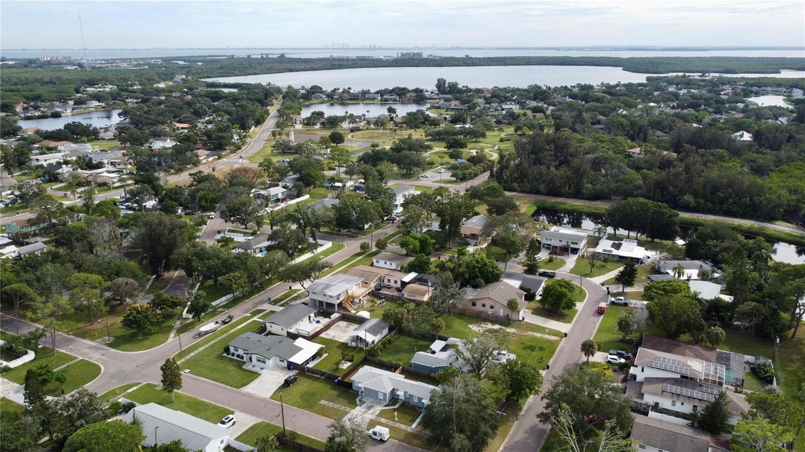 Duplex at 301 80TH AVE NE, ST PETERSBURG, photo 41 of 44