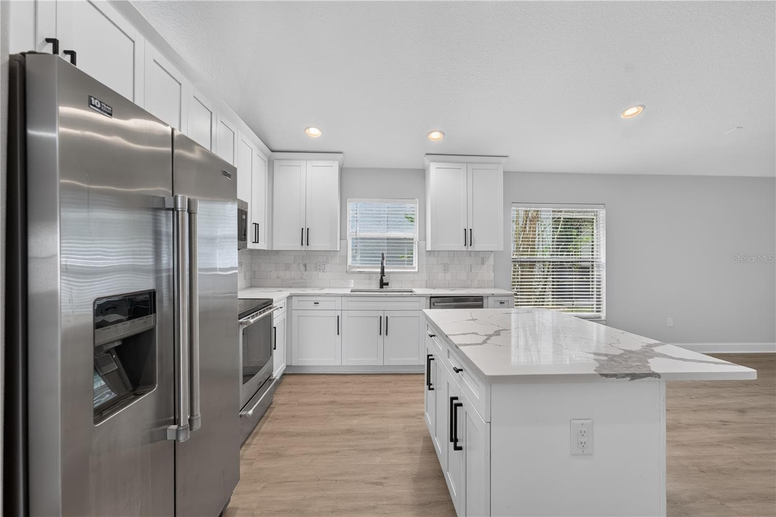 Single Family Residence at 5209 ABBEY PARK AVE, TAMPA, photo 15 of 67