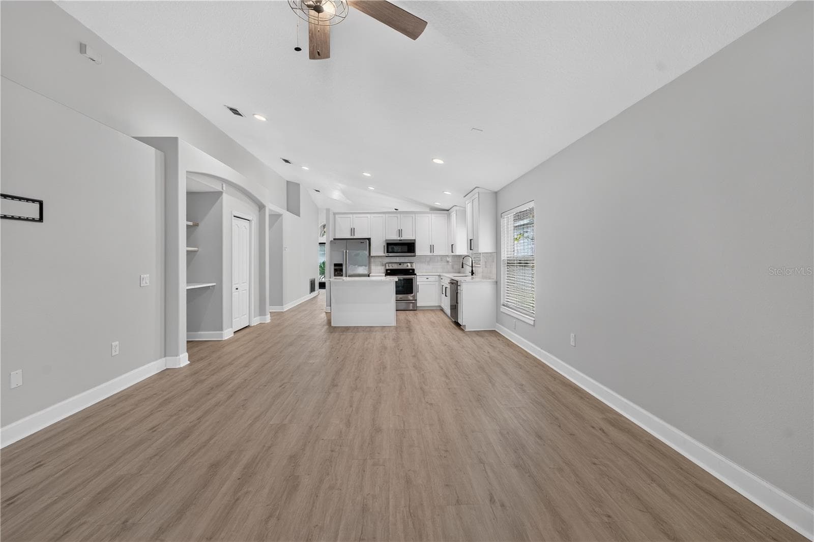 Single Family Residence at 5209 ABBEY PARK AVE, TAMPA, photo 22 of 67