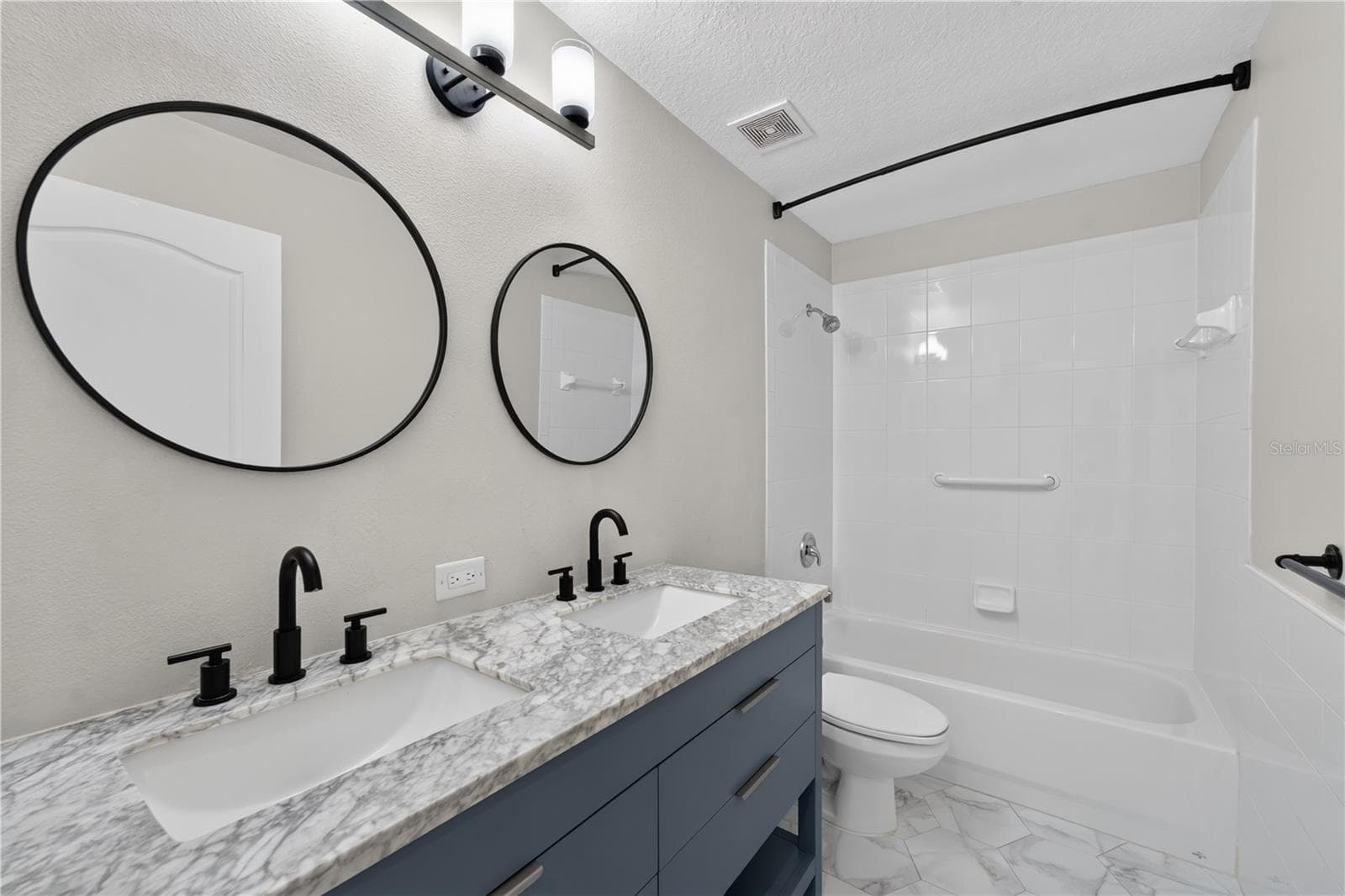 Single Family Residence at 5209 ABBEY PARK AVE, TAMPA, photo 26 of 67