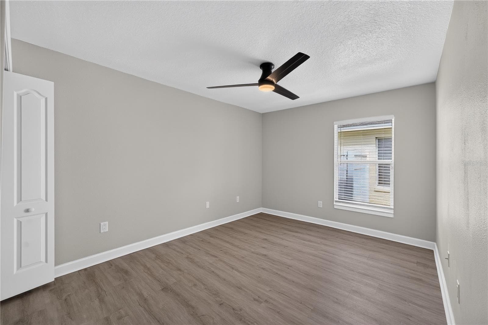 Single Family Residence at 5209 ABBEY PARK AVE, TAMPA, photo 28 of 67
