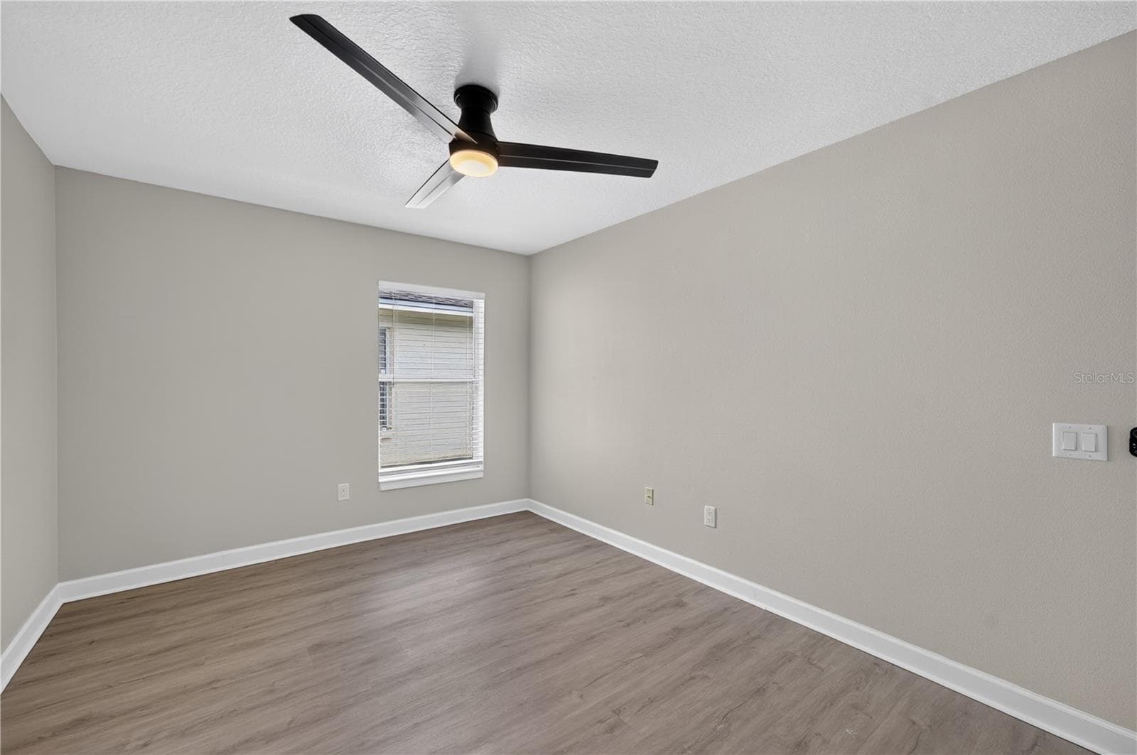 Single Family Residence at 5209 ABBEY PARK AVE, TAMPA, photo 32 of 67