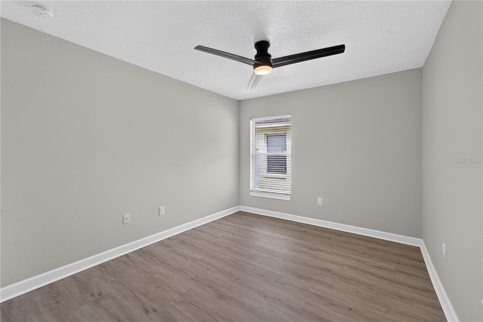 Single Family Residence at 5209 ABBEY PARK AVE, TAMPA, photo 34 of 67