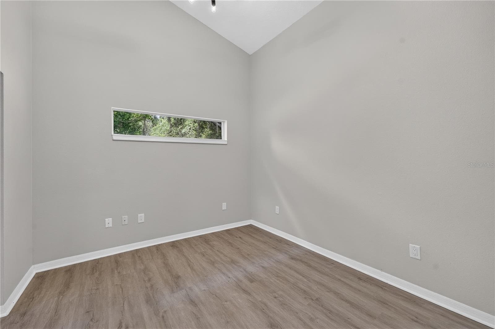 Single Family Residence at 5209 ABBEY PARK AVE, TAMPA, photo 37 of 67