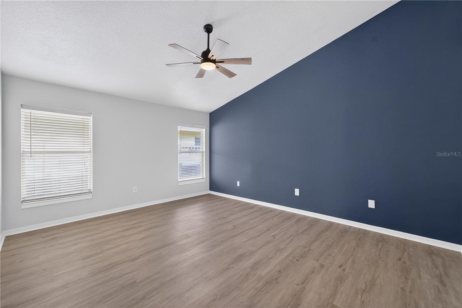 Single Family Residence at 5209 ABBEY PARK AVE, TAMPA, photo 40 of 67