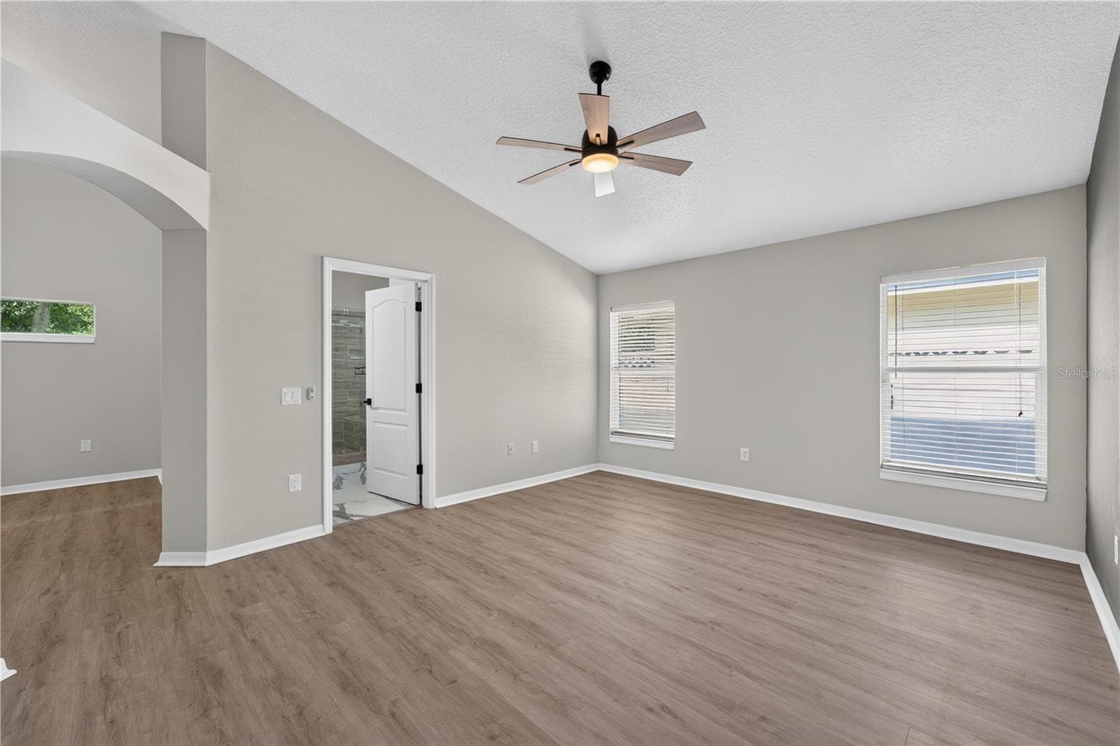Single Family Residence at 5209 ABBEY PARK AVE, TAMPA, photo 41 of 67
