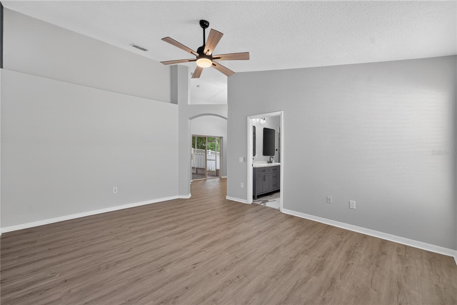 Single Family Residence at 5209 ABBEY PARK AVE, TAMPA, photo 42 of 67