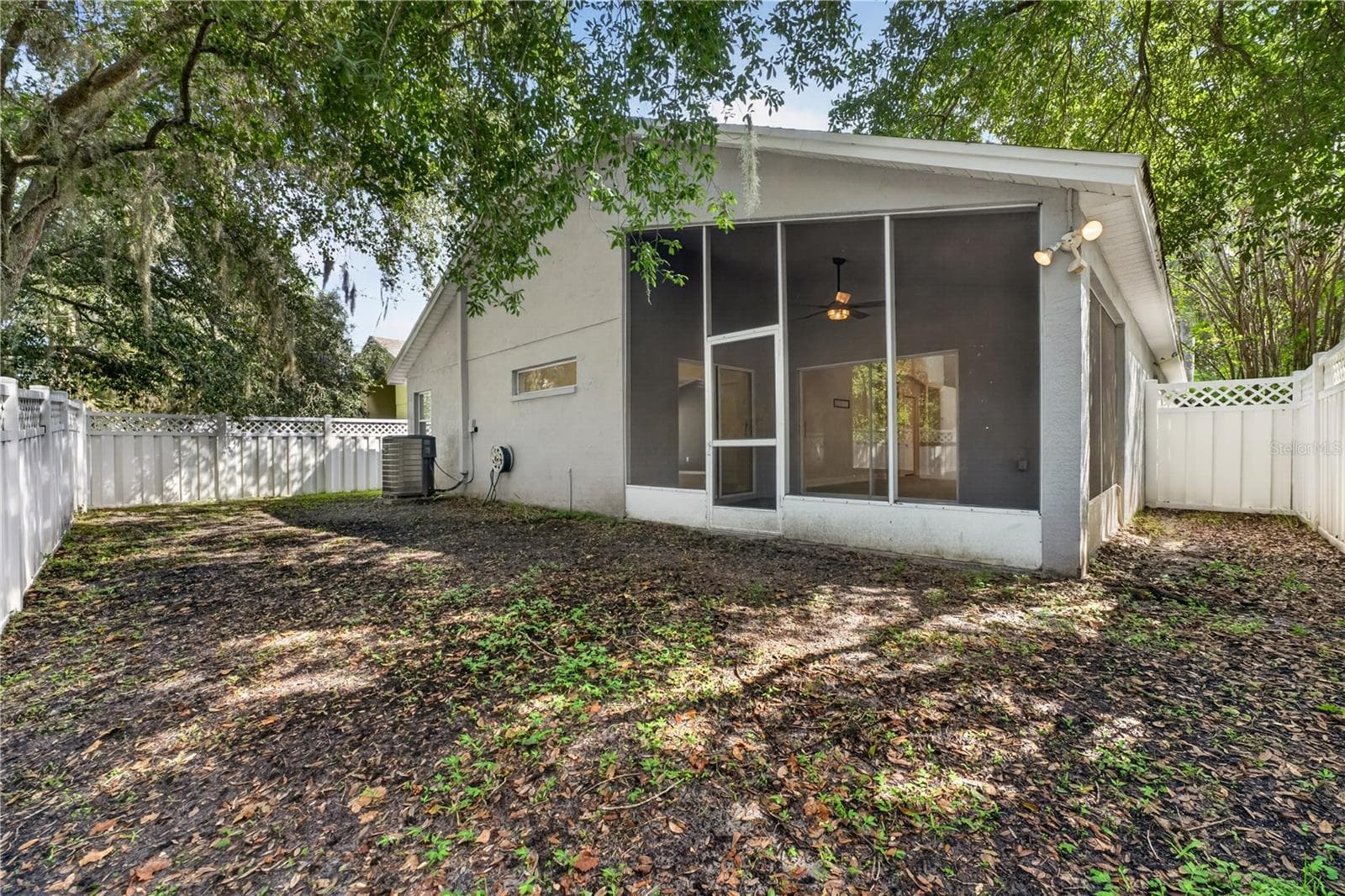 Single Family Residence at 5209 ABBEY PARK AVE, TAMPA, photo 52 of 67