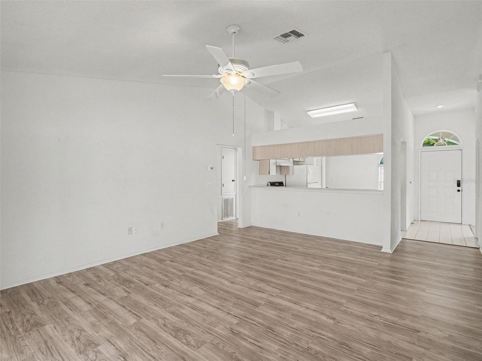 Single Family Residence at 12659 LONGCREST DR, RIVERVIEW, photo 7 of 28