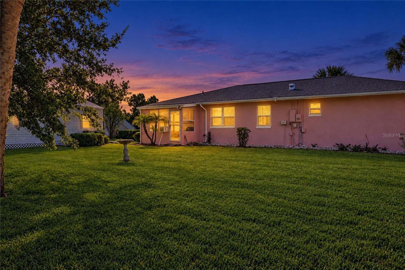 Single Family Residence at 18116 EDGEWATER DR, PORT CHARLOTTE, photo 2 of 55