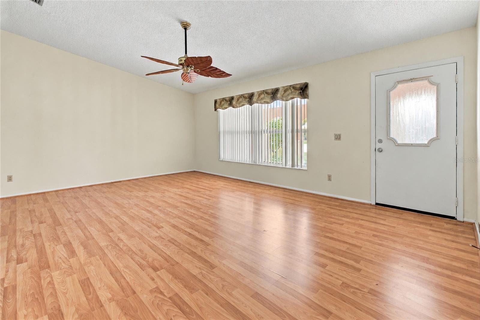 Single Family Residence at 18116 EDGEWATER DR, PORT CHARLOTTE, photo 9 of 55