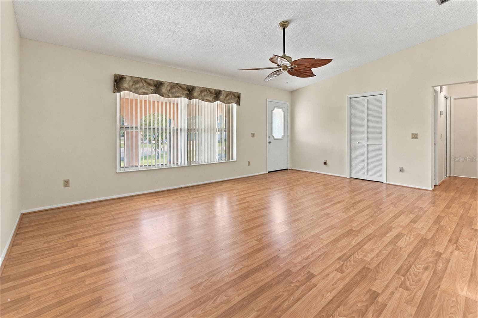 Single Family Residence at 18116 EDGEWATER DR, PORT CHARLOTTE, photo 10 of 55