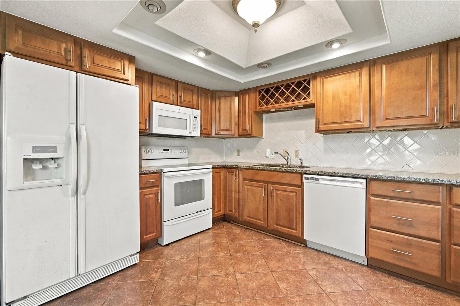 Single Family Residence at 18116 EDGEWATER DR, PORT CHARLOTTE, photo 19 of 55