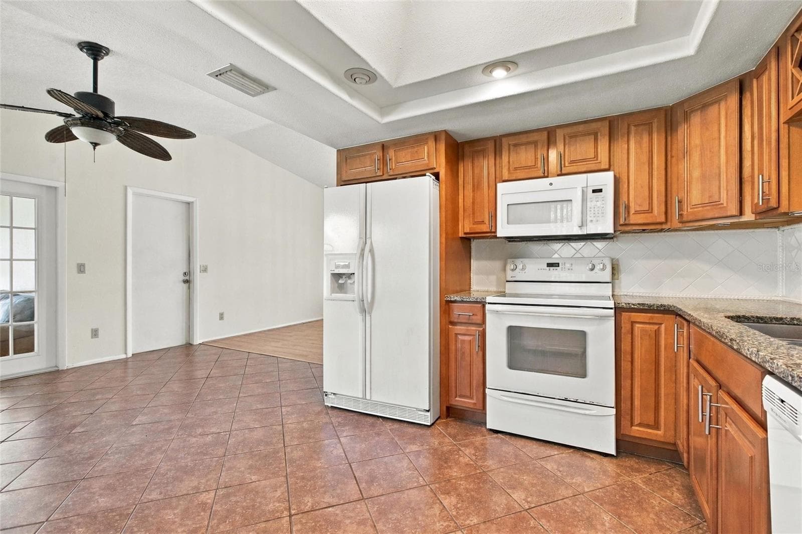 Single Family Residence at 18116 EDGEWATER DR, PORT CHARLOTTE, photo 20 of 55