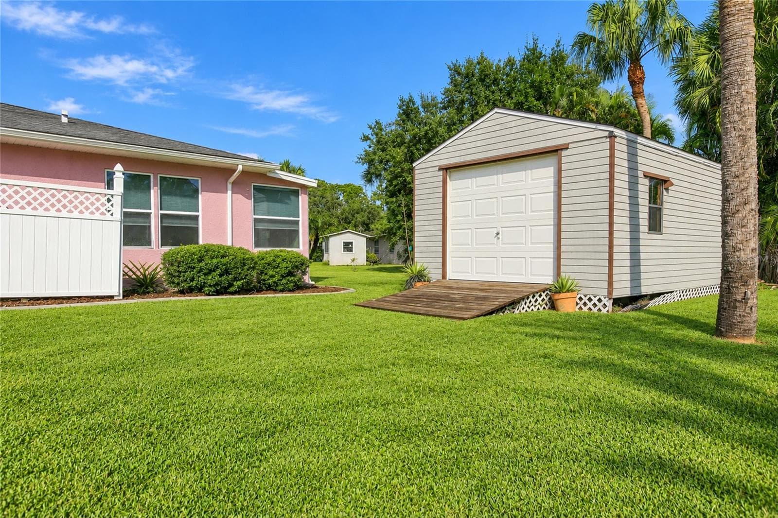 Single Family Residence at 18116 EDGEWATER DR, PORT CHARLOTTE, photo 42 of 55