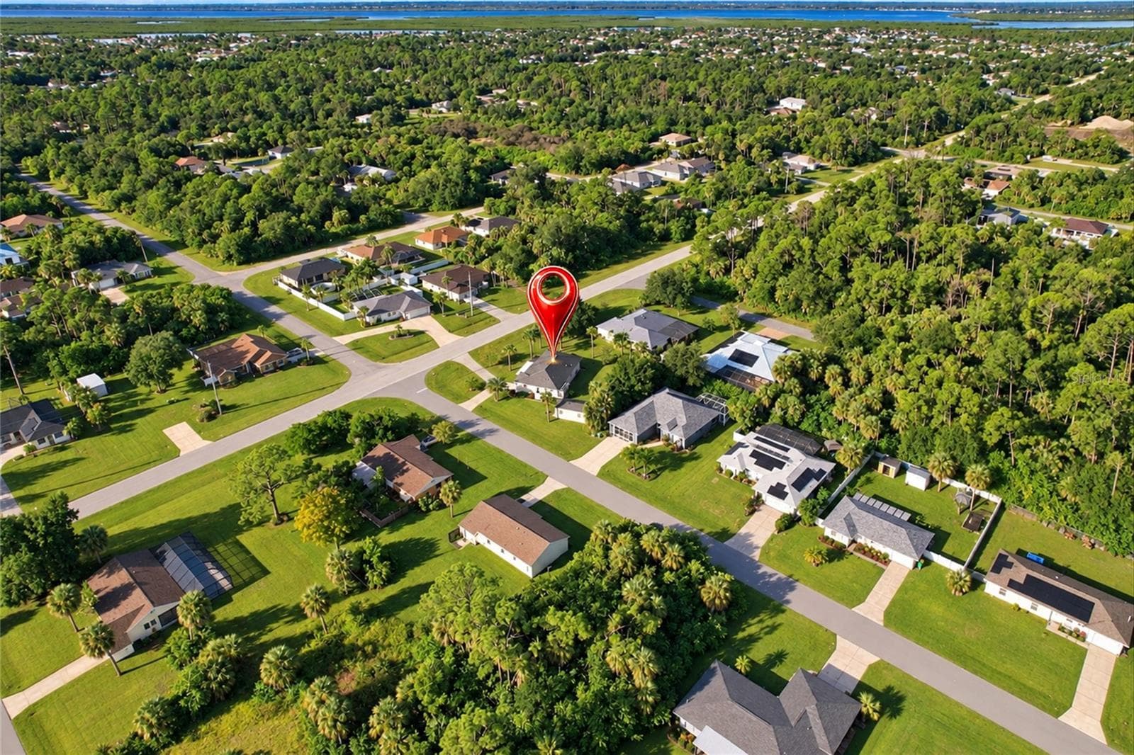 Single Family Residence at 18116 EDGEWATER DR, PORT CHARLOTTE, photo 52 of 55