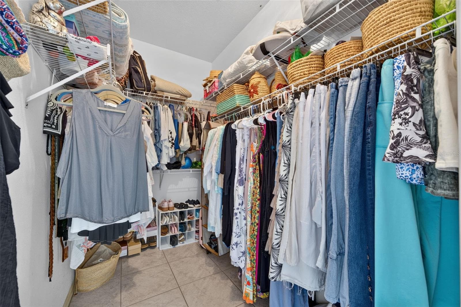 Primary walk-in closet - 150 N OXFORD DR, ENGLEWOOD