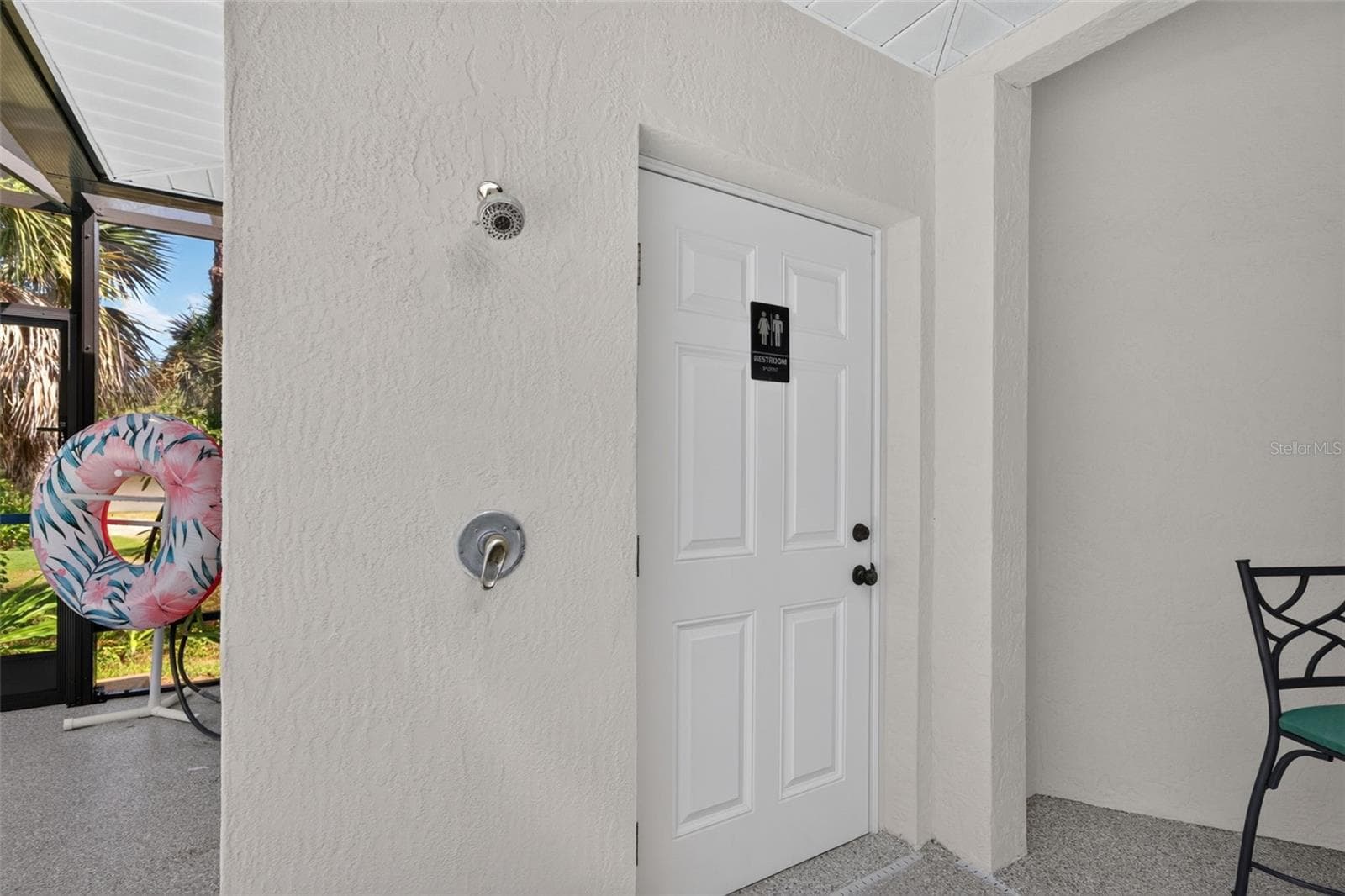 Outdoor shower & bathroom - 150 N OXFORD DR, ENGLEWOOD
