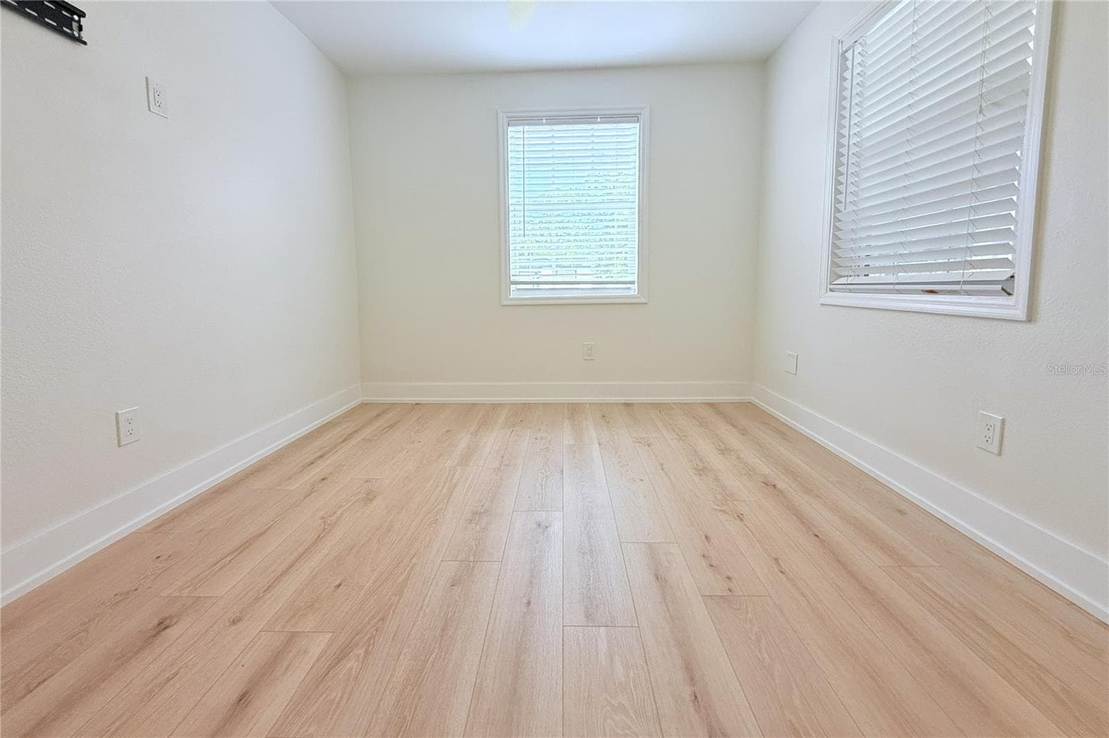 Single Family Residence at 8512 SUNBEAM LN, TAMPA, photo 22 of 54