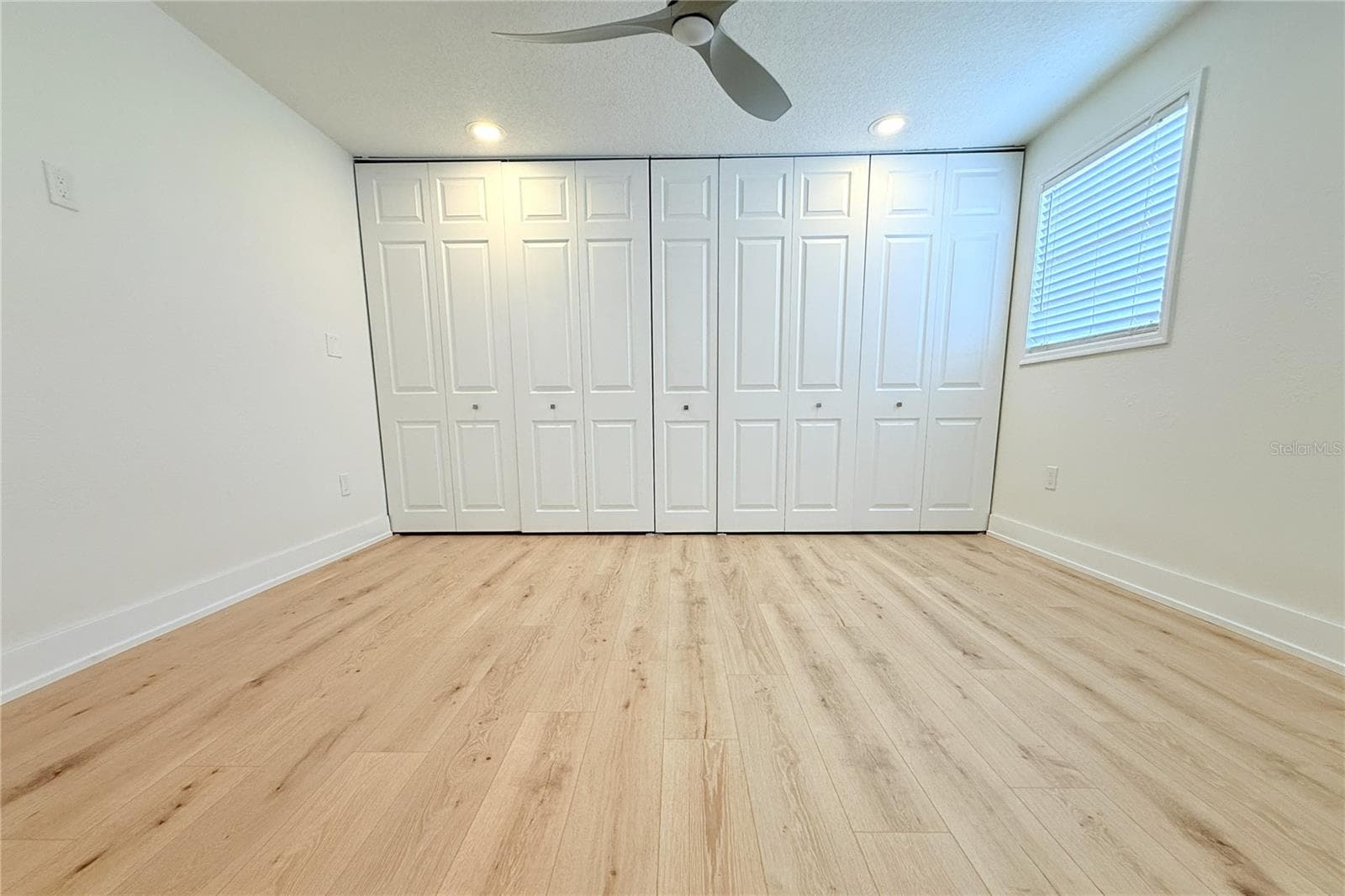 Single Family Residence at 8512 SUNBEAM LN, TAMPA, photo 32 of 54