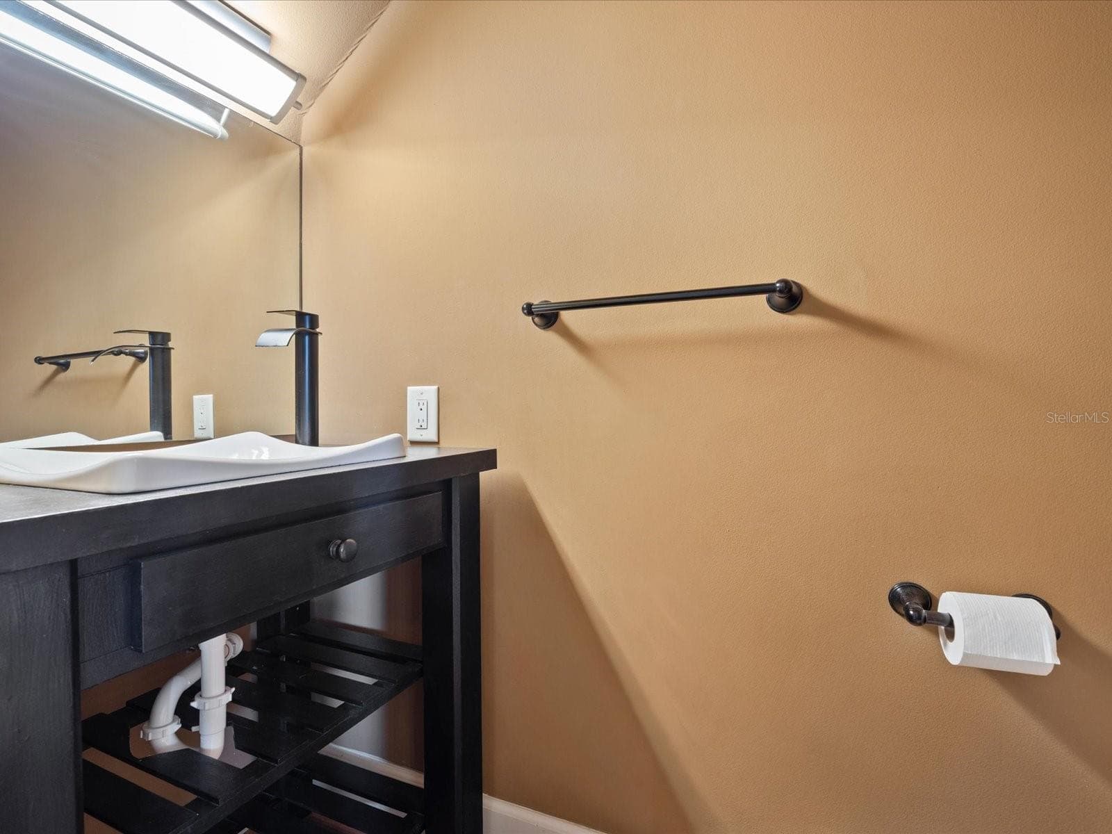 Condominium at 4950 BAYSHORE BLVD #28, TAMPA, photo 13 of 49