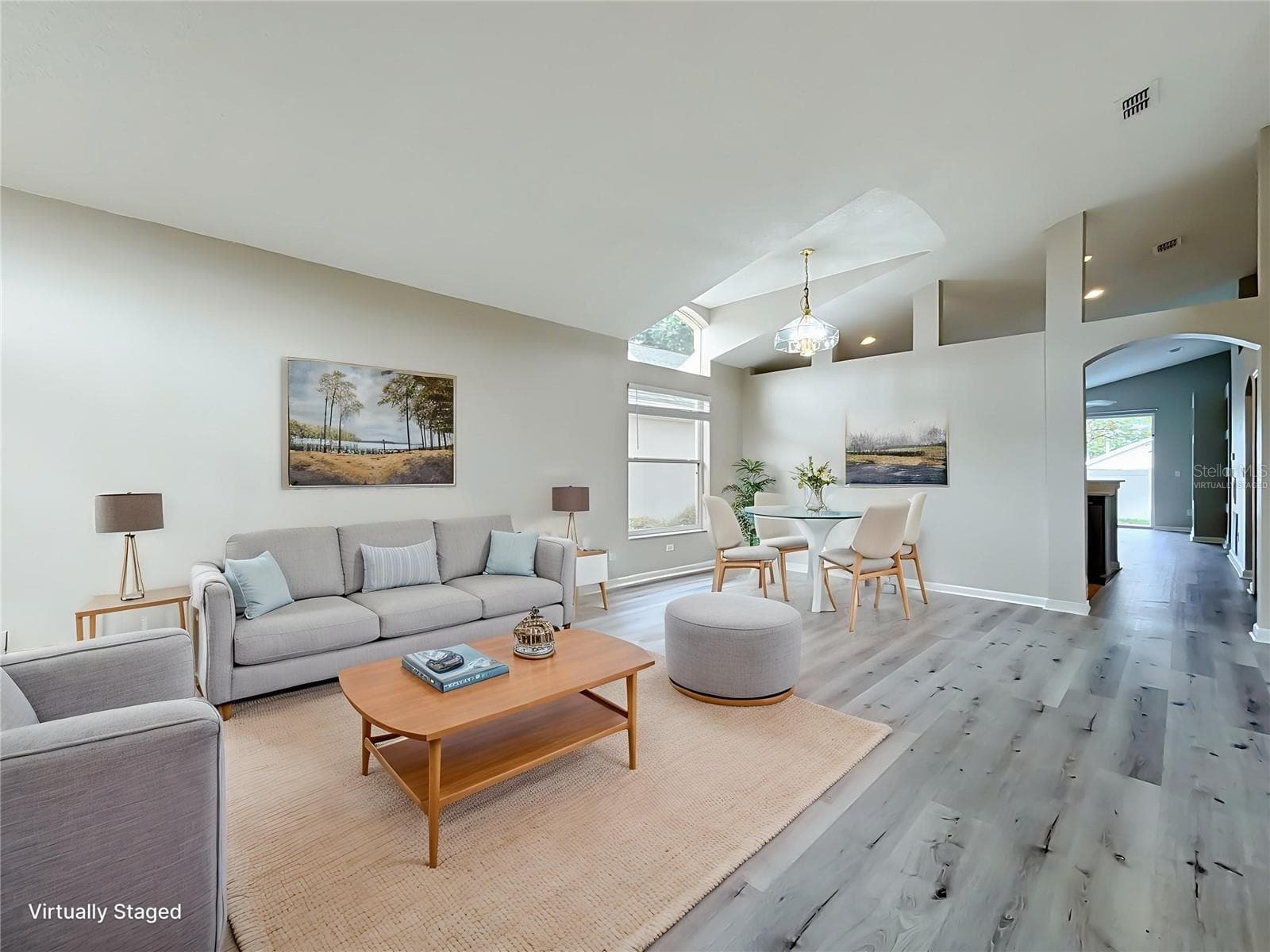 Virtually staged Living room/dining room - 2712 WILSHIRE RD, CLERMONT