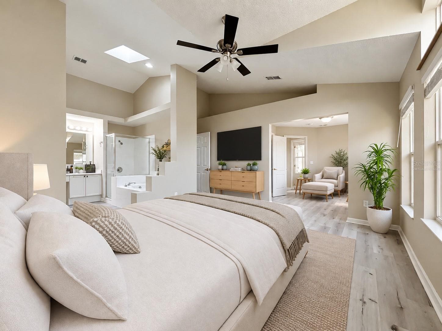 Virtually staged primary bedroom - 2712 WILSHIRE RD, CLERMONT