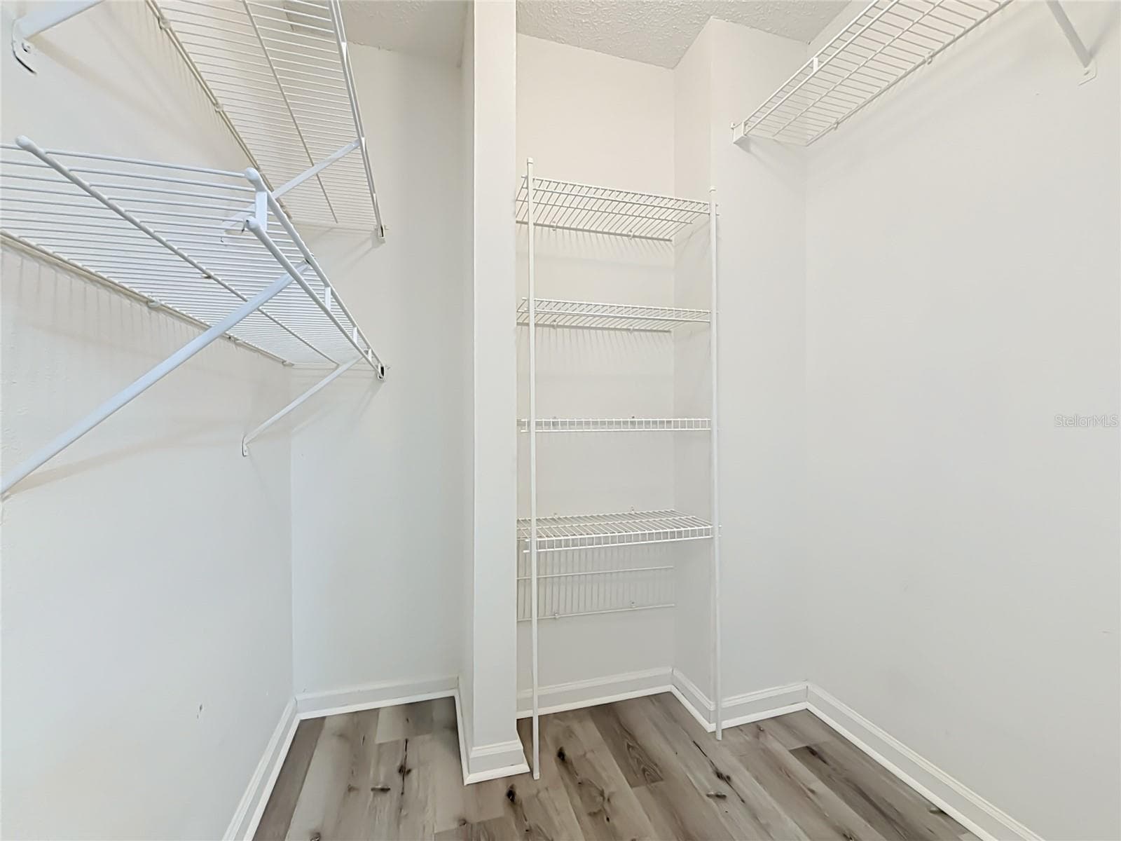 Primary closet - 2712 WILSHIRE RD, CLERMONT