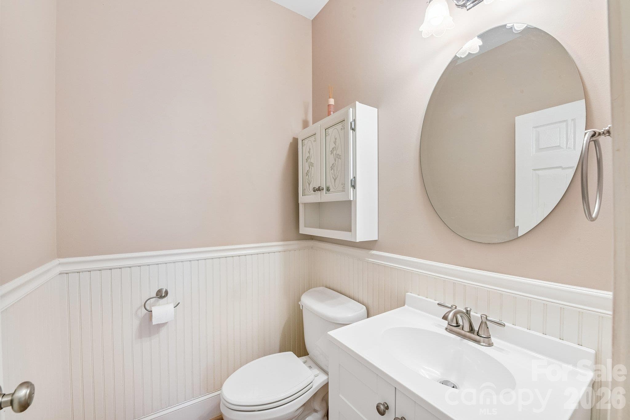 Half Bath on Main - 3573 Lake Shore Road S, Denver