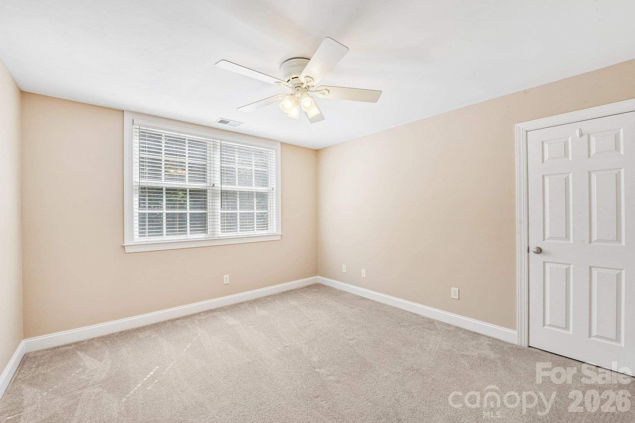 Bedroom 2 - 3573 Lake Shore Road S, Denver