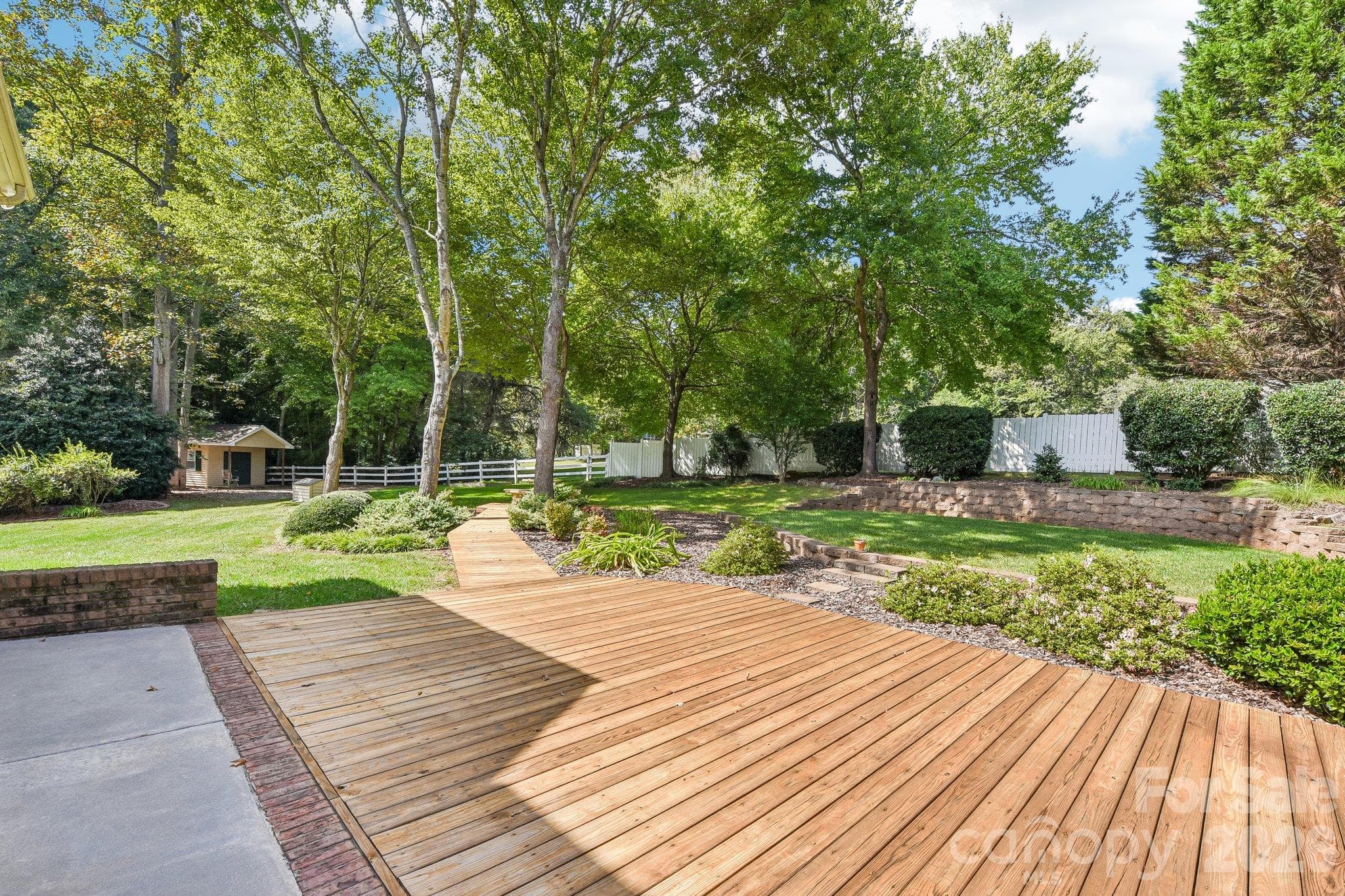 Single Family Residence at 3573 Lake Shore Road S, Denver, photo 24 of 28